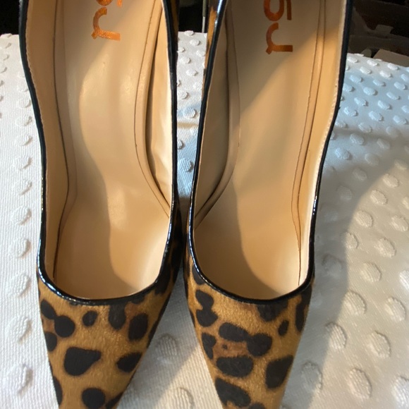 FSJ Women Sexy Leopard Printed Dress Shoes Pointy Toe High Heels Stilettos Pumps - Picture 12 of 14